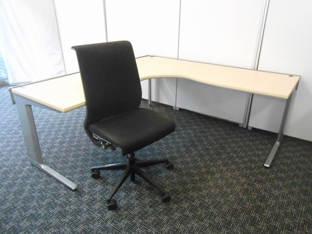 【セット商品】■L字デスク＋スチールケースシンクチェアセット　■　L脚（タイプA)　【状態良好】
                        プロステージ（PROSTAGE）　
                                    中古
            