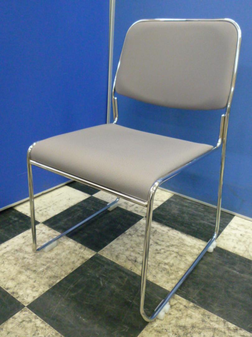【状態良好】【スタッキング可】■ミーティングチェア　使わないときは重ねて収納■　(事務用品　チェア　椅子　埼玉)
                        
                                    中古
            
