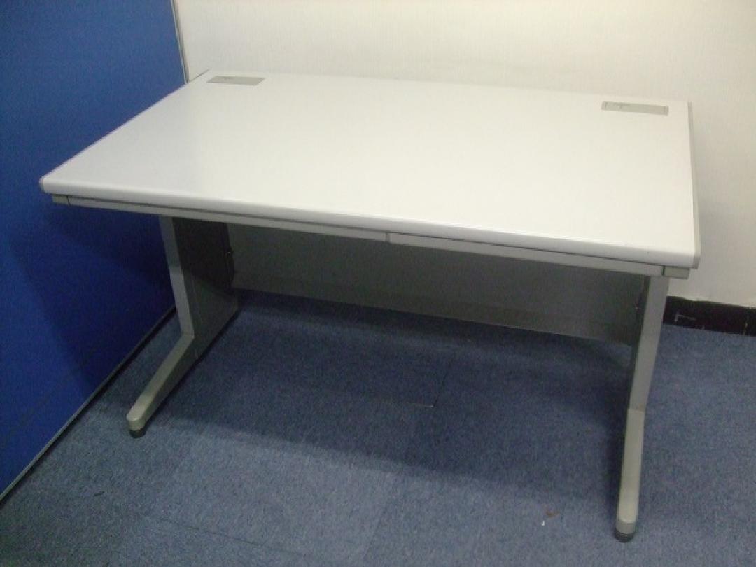 【ロット】安心の内田洋行製平机！ 数揃えて入荷しました！
                        JUST
                                    中古
            