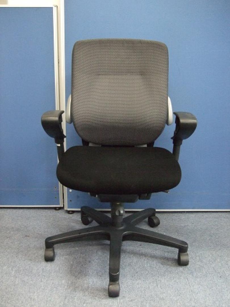 中古】レビーノチェア KE-635CJ-T2T3 イトーキ/ITOKI 肘付ハイバック