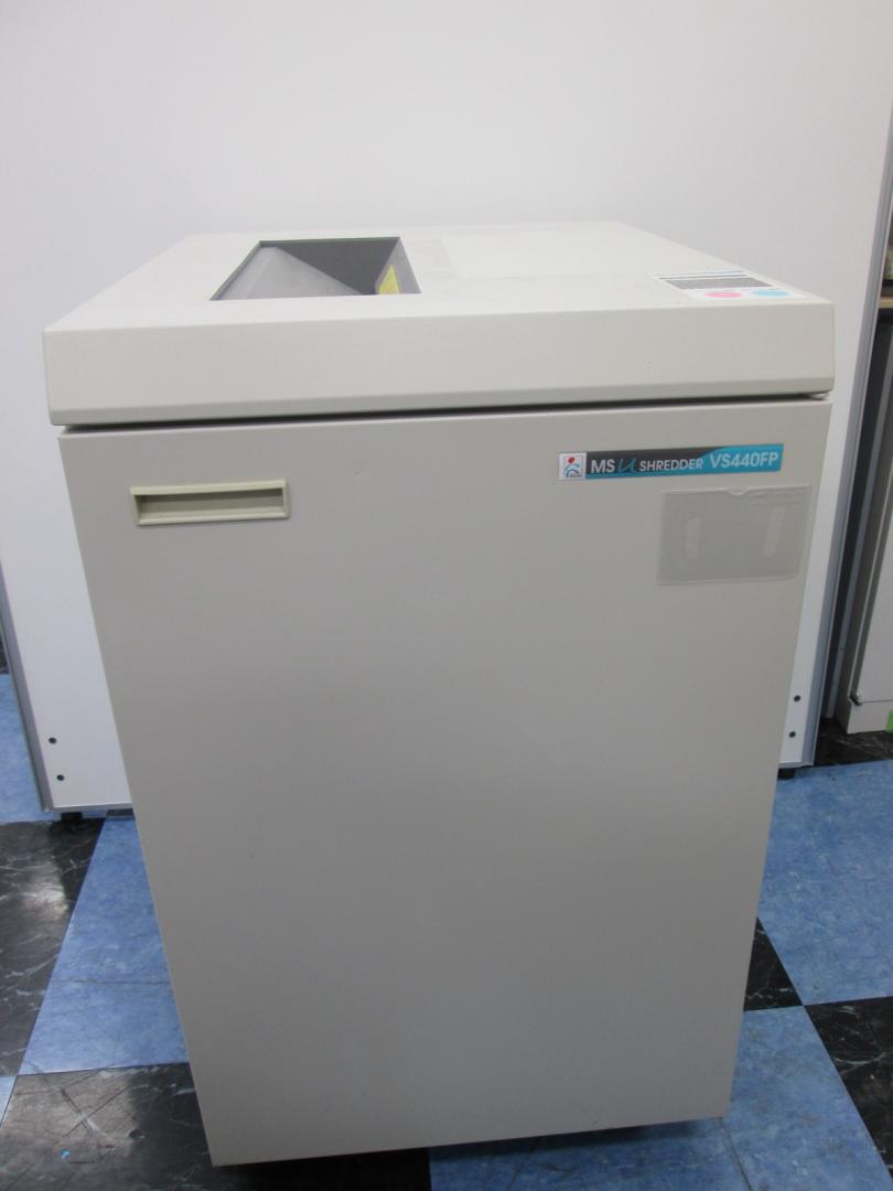【オフィスシュレッダー】ＶＳ４４０ＦＰ｜大型シュレッダー｜Ａ３対応
                        ＭＳｕシリーズ
                                    中古
            