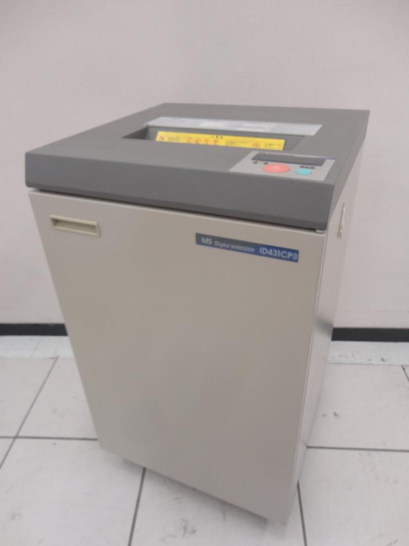 オフィスの必需品！1度に約50枚裁断可能！
                        
                                    中古
            