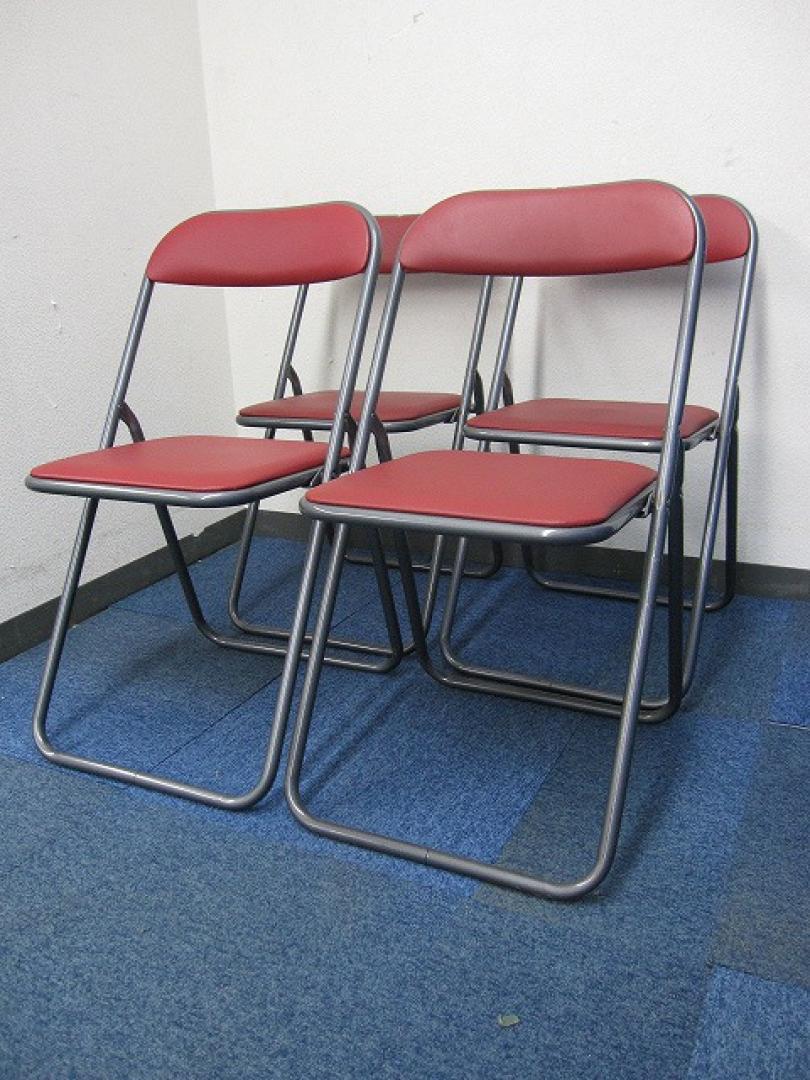 ■事務椅子■メーカー製パイプイス４脚１セット　■持ち帰り大歓迎！
                        
                                    中古
            