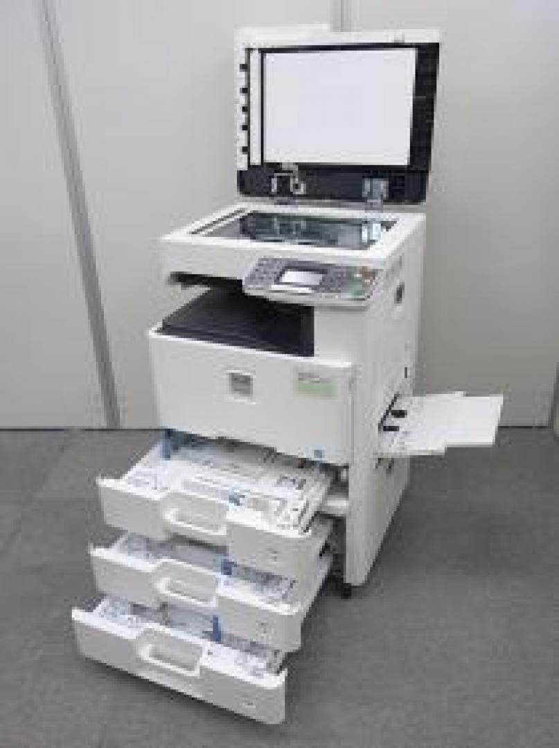 Ｋｙｏｃｅｒａ　Taskalfa　256i　モノクロ複合機　カウンター少ないです。コピー機 京セラ複合機TASKalfa 256i