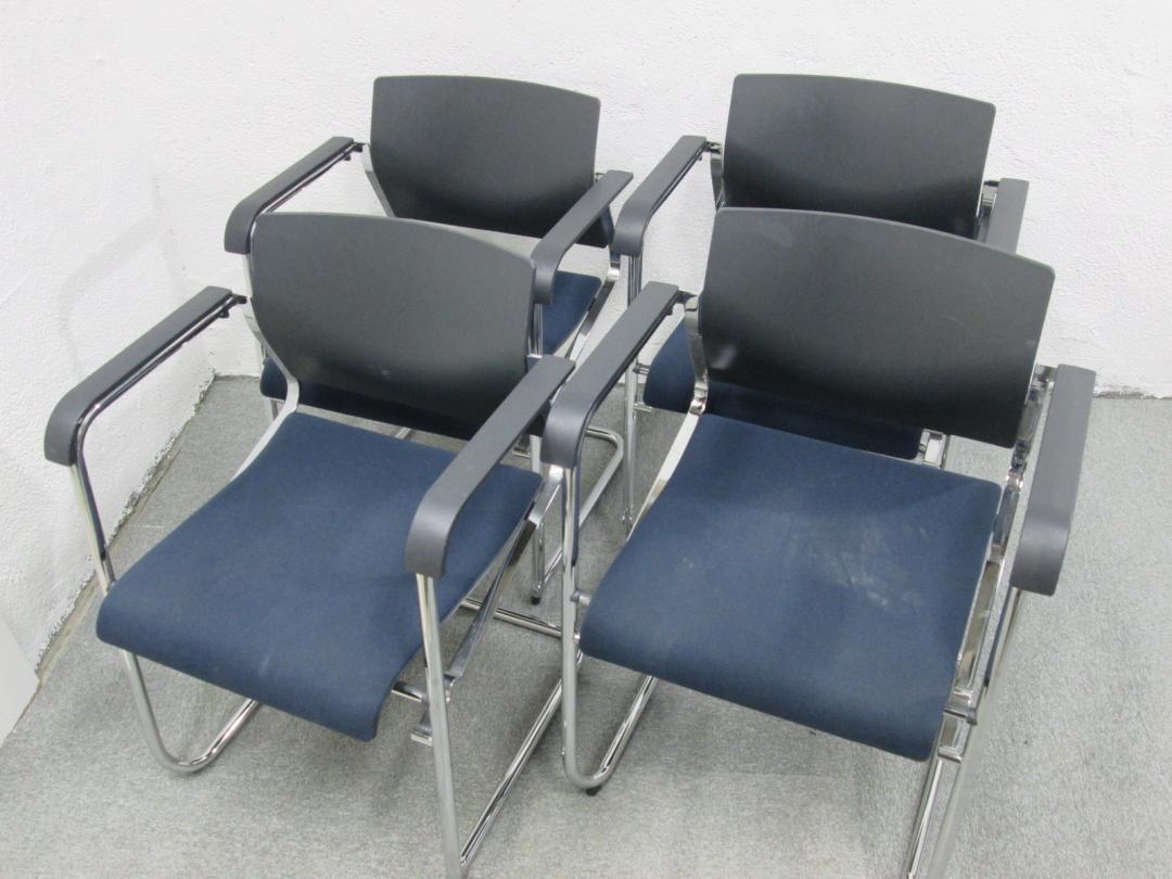 【大量入荷！】ウィルクハーン製　Sito（ジート）　ミーティングチェア　お得な4脚セット　【デザイナーズ家具】【ロット品】【セット商品】
                        sito（ジート）シリーズ 
                                    中古
            