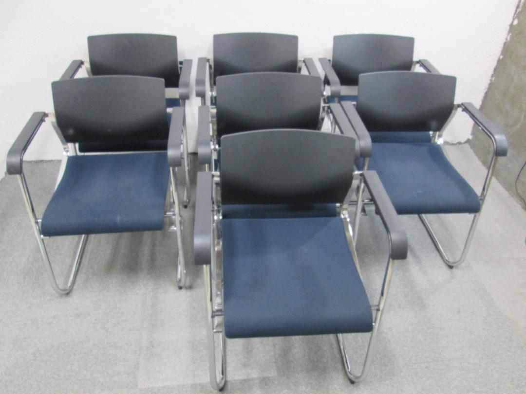 【大量入荷！】ウィルクハーン製　Sito（ジート）　ミーティングチェア　お得な7脚セット　【デザイナーズ家具】【ロット品】【セット商品】
                        sito（ジート）シリーズ
                                    中古
            