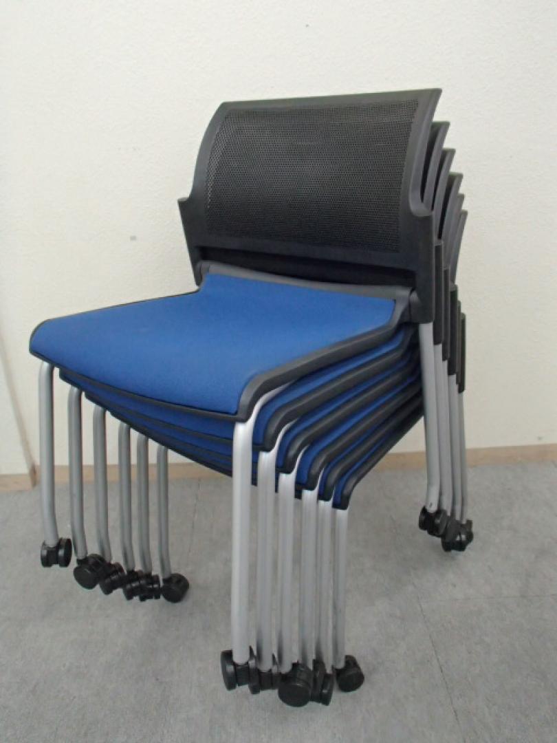 ミーティングチェア｜キャスター付き｜背面メッシュ｜6脚セット　
                        
                                    中古
            