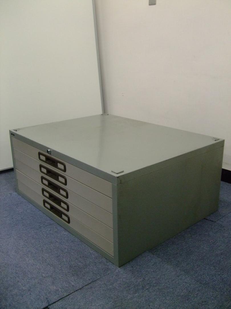 【希少】大型の紙を折らずに収納！マップケース入荷！
                        マップケース
                                    中古
            