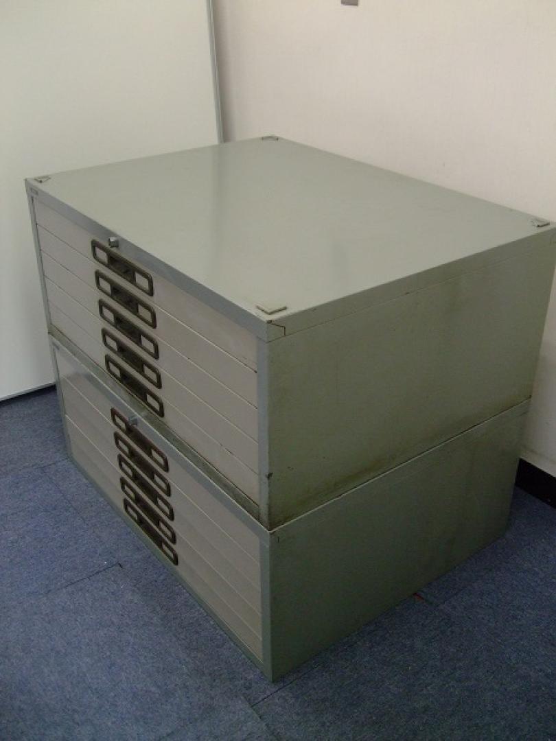 【希少】【セット商品】NAIKI製マップケース入荷！大容量の2台セット！
                        マップケース
                                    中古
            