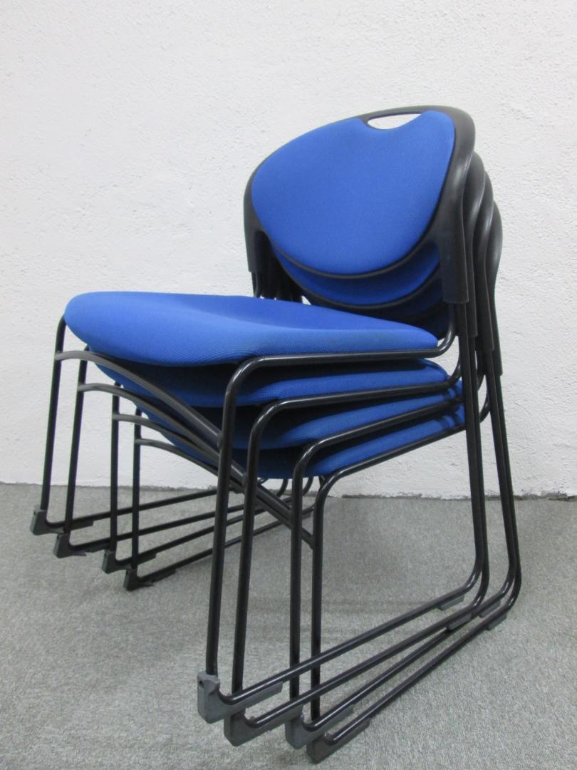 【状態良好◎】スタッキングチェア４脚セット｜ブルー｜２０脚揃いで入荷【セット】
                        
                                    中古
            