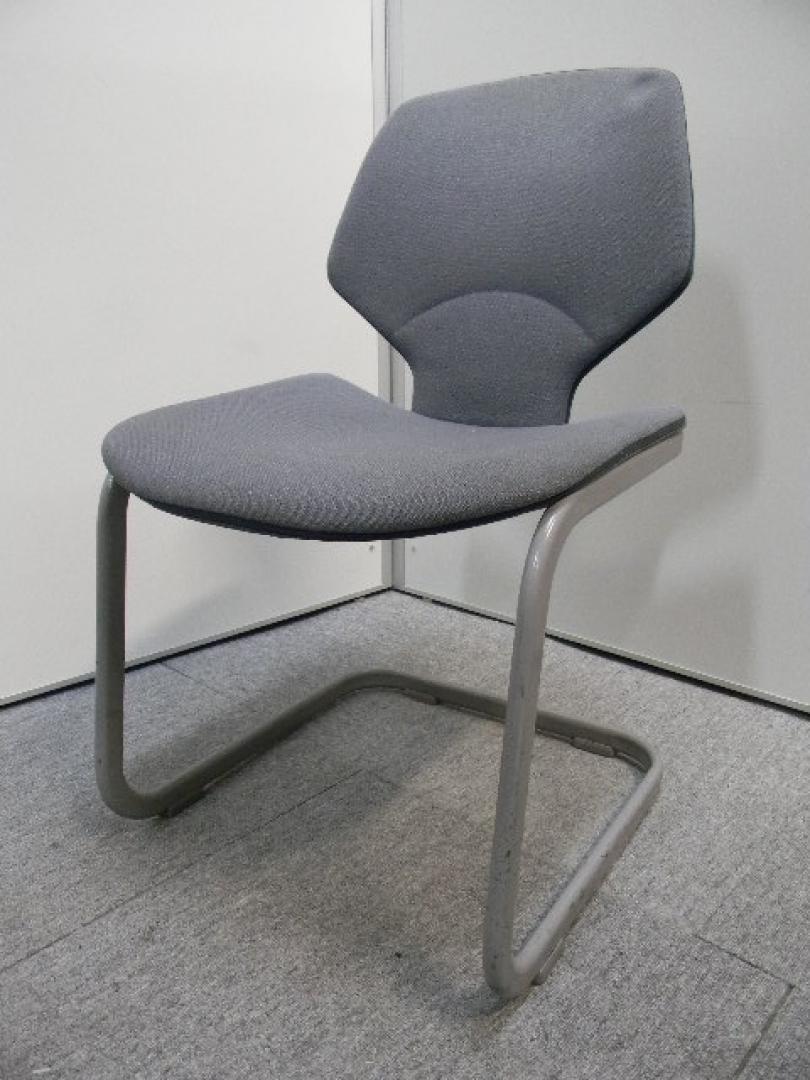 ミーティングチェア　■グレー　カンチレバー脚　【安心の国内産】
                        
                                    中古
            