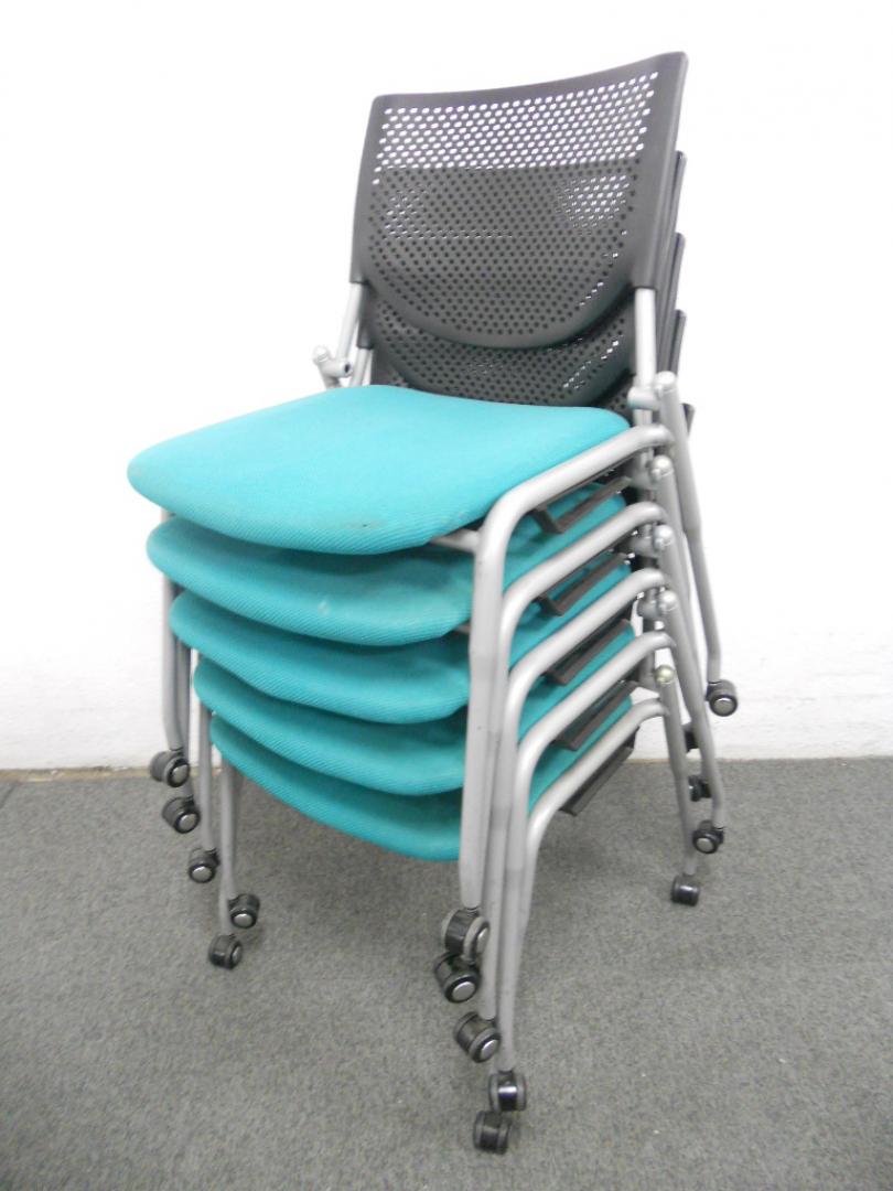  ■スタッキングチェア5脚セット　■キャスター付　■グリーン　■オカムラ　■プロスタック 
                        プロスタック
                                    中古
            