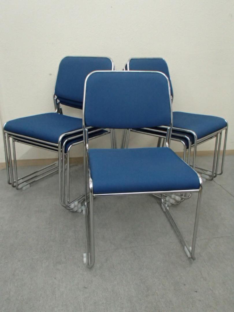 オフィスチェア｜プラス製｜スタッキングチェア7脚セット【セット商品】
                        
                                    中古
            