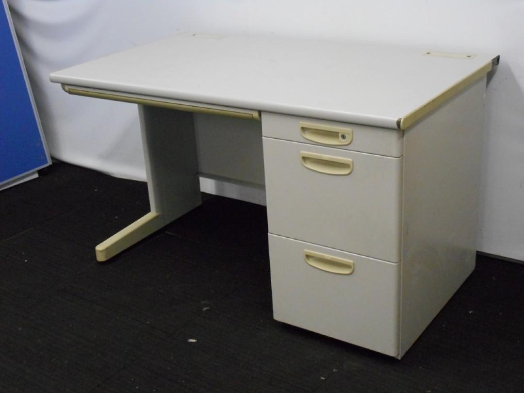【おつとめ品】幅1200 片袖デスク　天板サイドに欠けがあります【中古オフィス家具　事務机】
                        
                                    中古
            