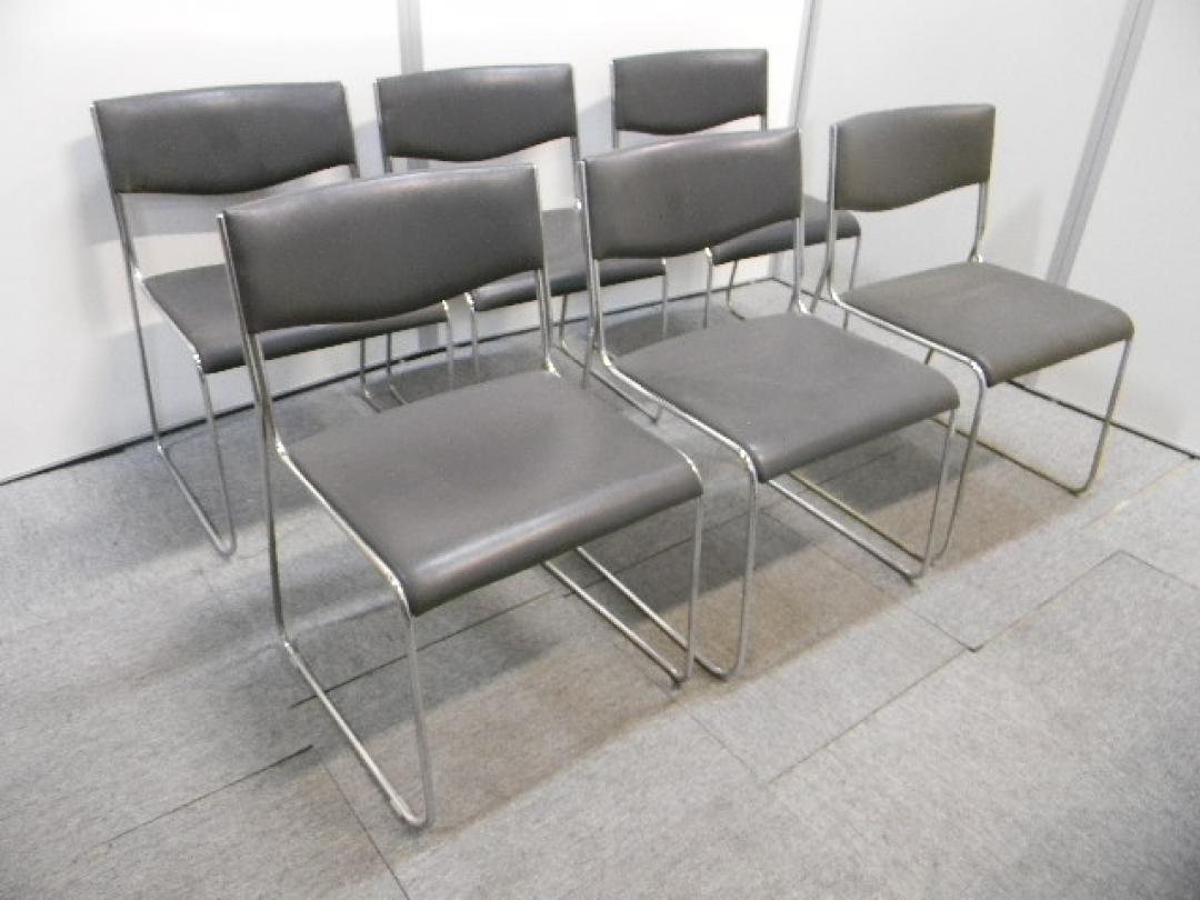 【セット商品】スタッキングチェア　6脚セット■ダークグレー　張地：ビニールレザー
                        
                                    中古
            