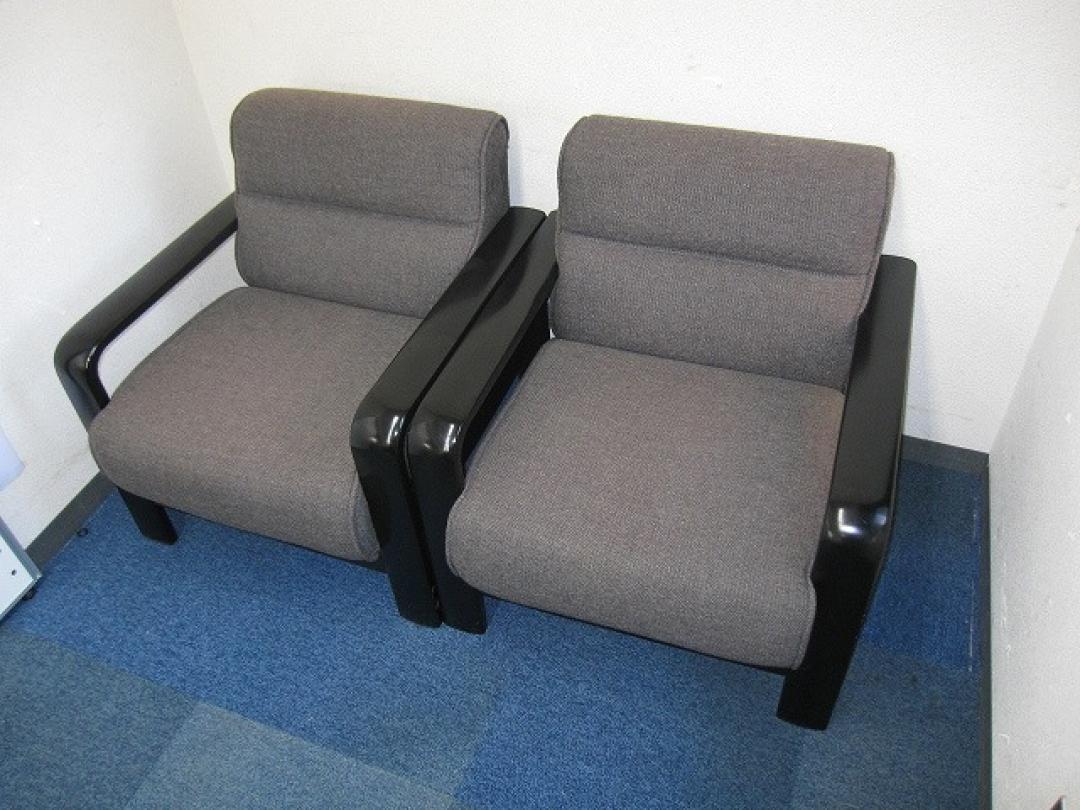 【応接用家具】1脚定価\75,400 【2脚1セット】
                        
                                    中古
            