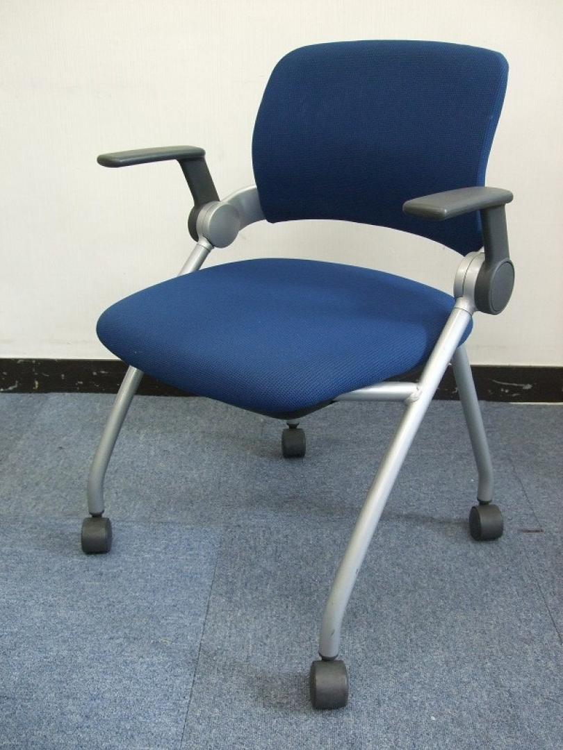 【２脚限定】丸テーブルに合わせてみませんか？大特価です！
                        Sixa(ジグザ)チェア
                                    中古
            