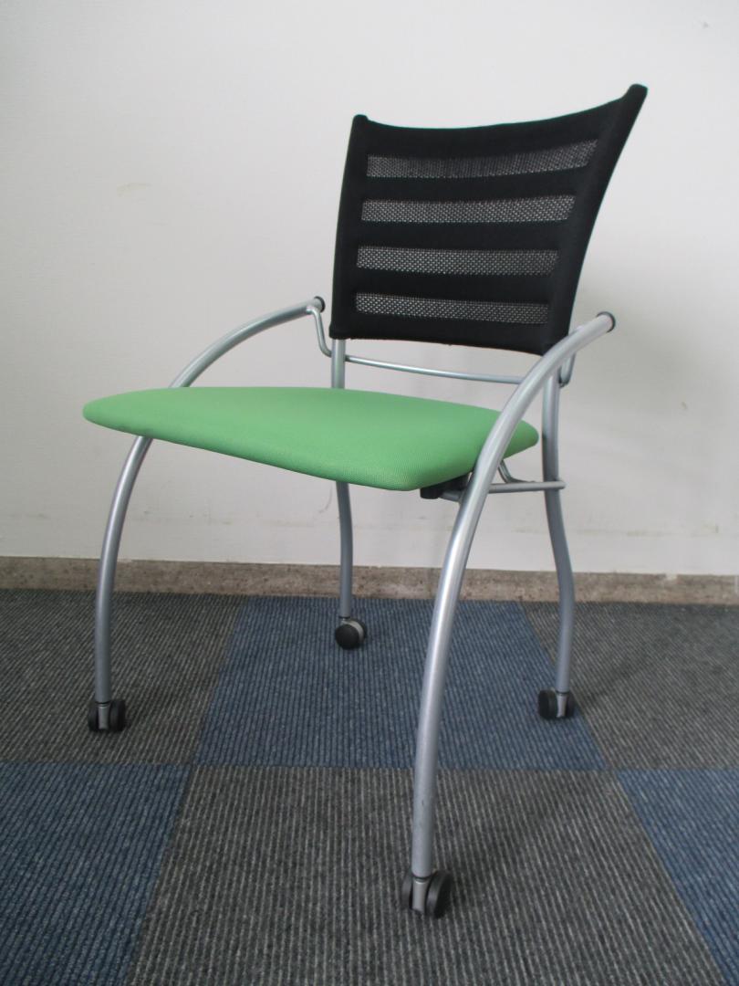 【状態良好品】【背面メッシュ張り】イトーキ製　プリエチェア　【中古　ミーティングチェア　千葉店】
                        プリエ2
                                    中古
            