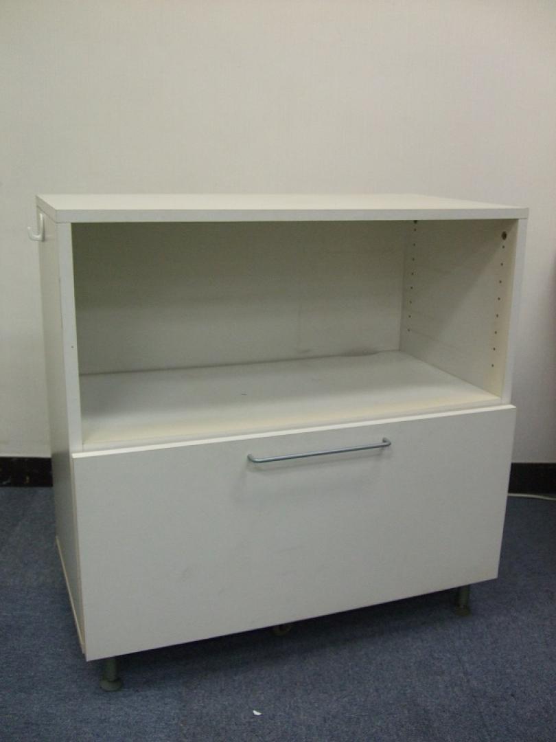 シャレオツ　書庫入荷しました！！　※壁面に穴あります！　壁につけてご使用くださいませ！　
                        
                                    中古
            