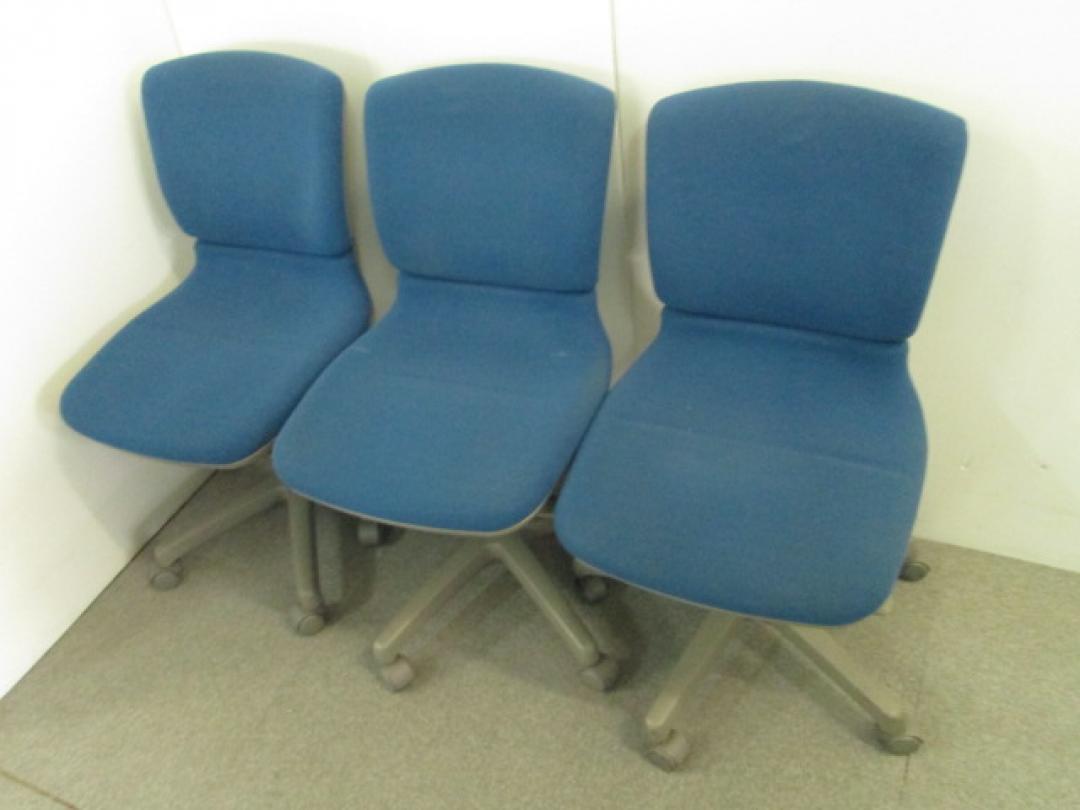 3脚【セット商品】クオリ製　エコアシストチェア　肘無　ブルー
                        エコアシスト
                                    中古
            