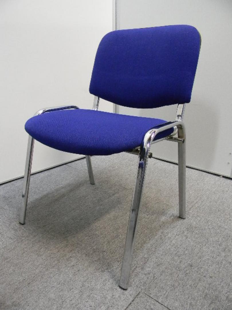 スタッキングチェア 
■ブルー　4本足タイプ　スタッキング可
                        
                                    中古
            