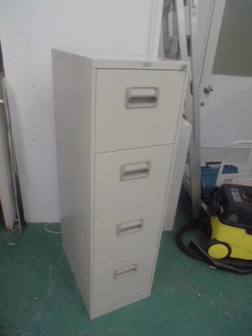 ファイルキャビネット/4段/抜群の収納力！
                        
                                    中古
            