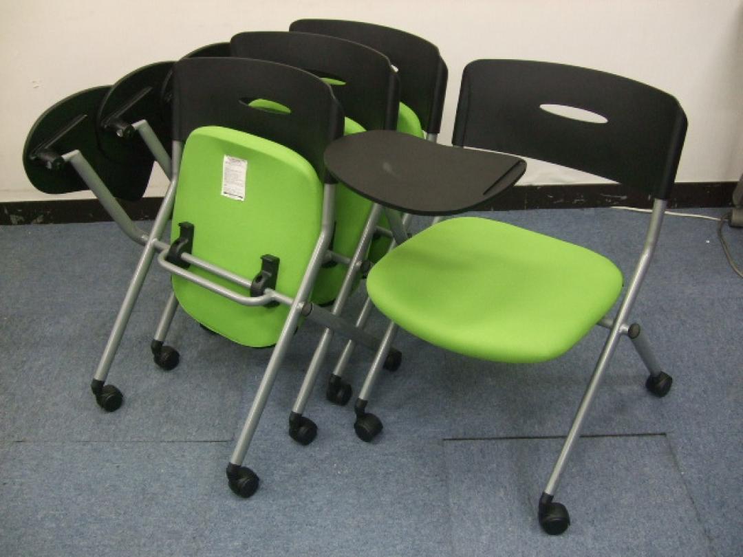 【お得な4脚セット】メモ台付のミーティングチェア！【ロット】
                        サンワサプライ
                                    中古
            