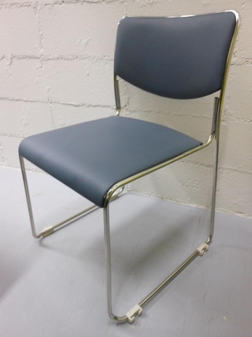 定番！スタッキングチェア｜プラス製｜ミーティング・打ち合わせに
                        
                                    中古
            