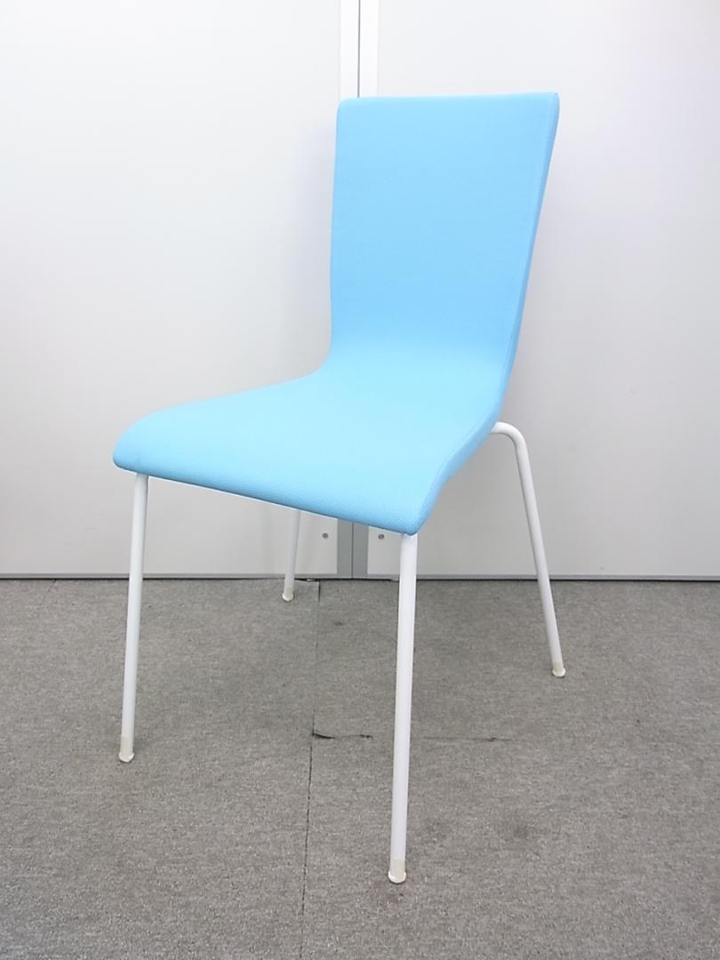 【新古品】スタッキングチェア ４脚セット ターコイズブルー【会議チェア】※4脚セット商品
                        
                                    新古品
            