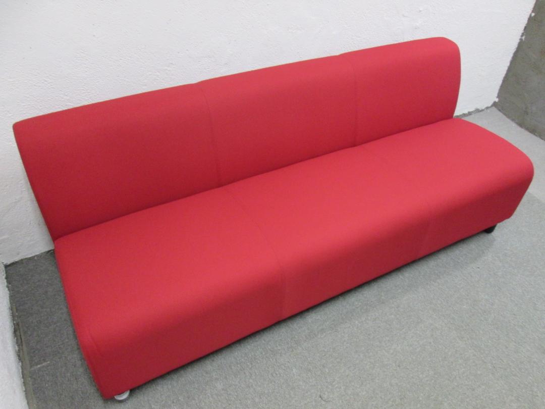 【新品買ったらもったいない！】状態良好！！３人用ソファ｜レッド【おつとめ品】
                        
                                    中古
            