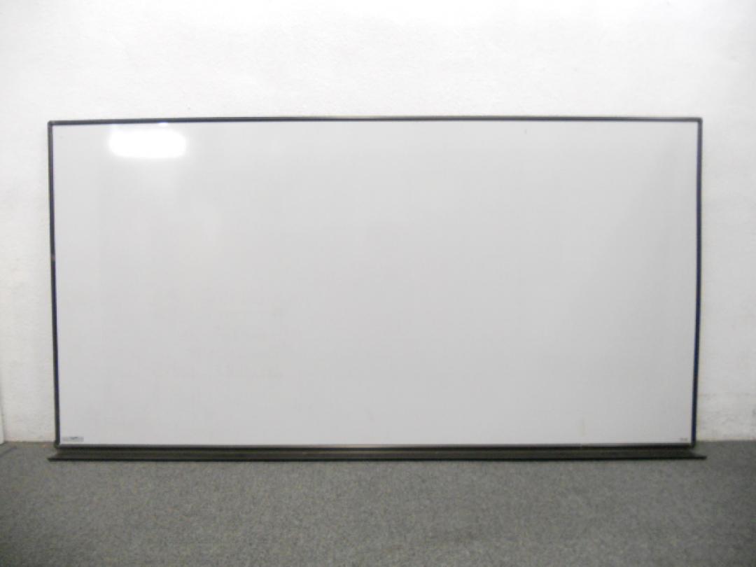 ■ホワイトボード（罫線入り） ■壁掛け用　■W1800×H900タイプ　■粉受付き
                        
                                    中古
            