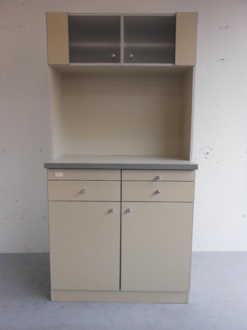 書庫｜木製キッチンキャビネット｜収納キャビネット｜イトーキ製｜オープン特価品【おつとめ品】
                        
                                    中古
            