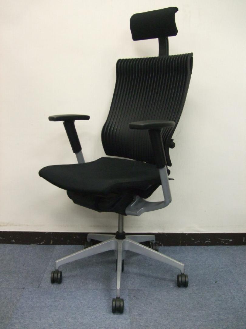 【高級チェア】高級感あふれる腰にやさしいチェア！！　あなたの体型に合わせてフィット！！
                        Ｓｐｉｎａ(スピーナ）
                                    中古
            