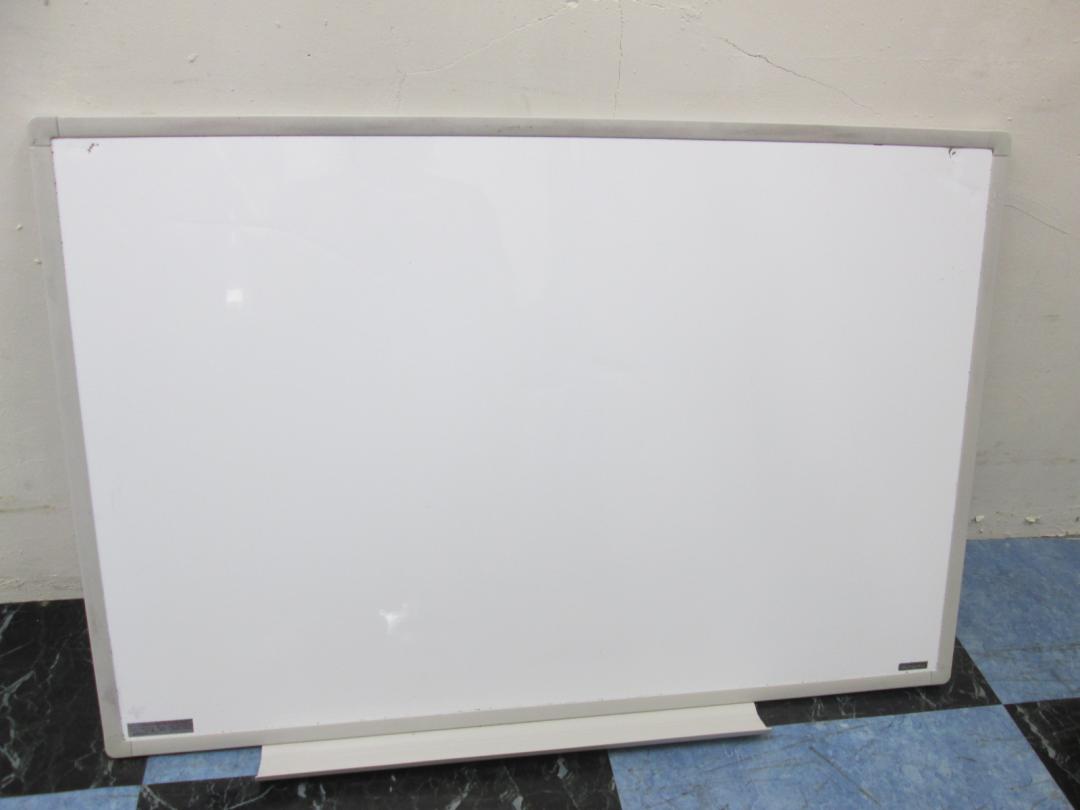 立てかけ用ホワイトボード(無地)｜900×600｜傷有
                        
                                    中古
            
