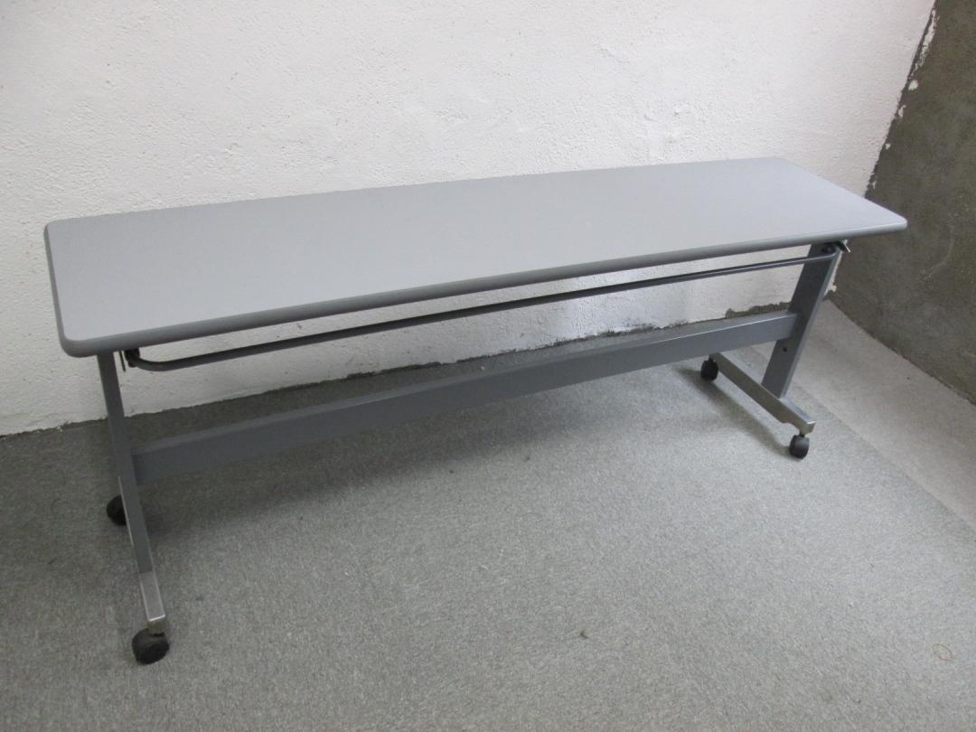 【ラス1にて値下げしました！】サイドスタックテーブル｜グレー｜1800×450
                        
                                    中古
            