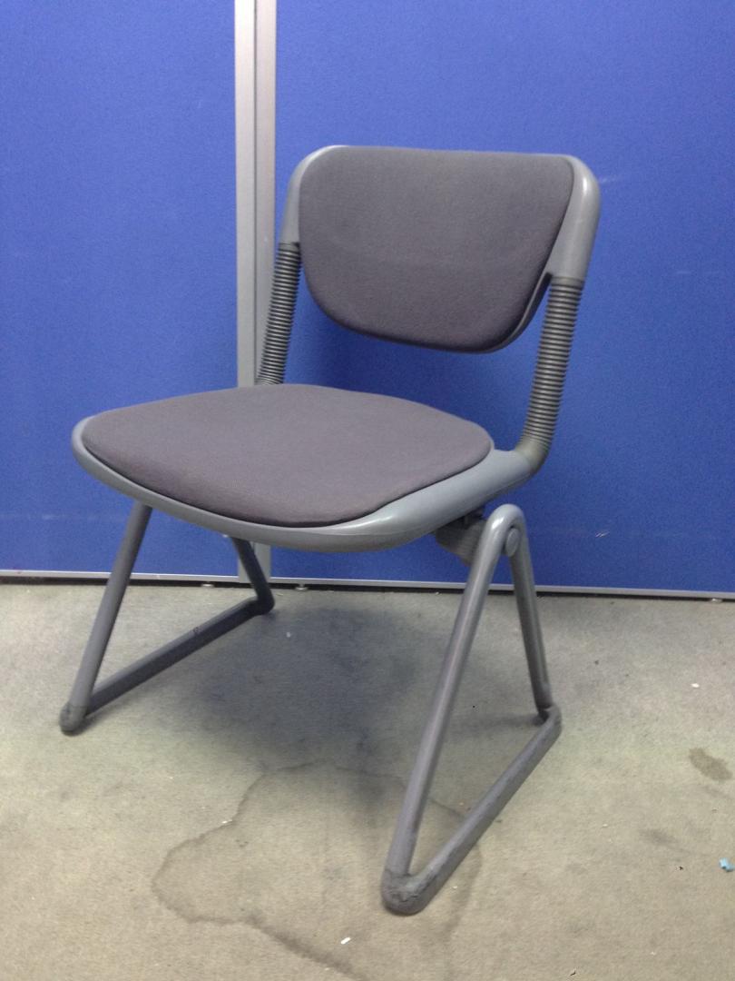 【単品チェア】｜国内産｜【おつとめ品】
                        バーテブラシリーズ
                                    中古
            