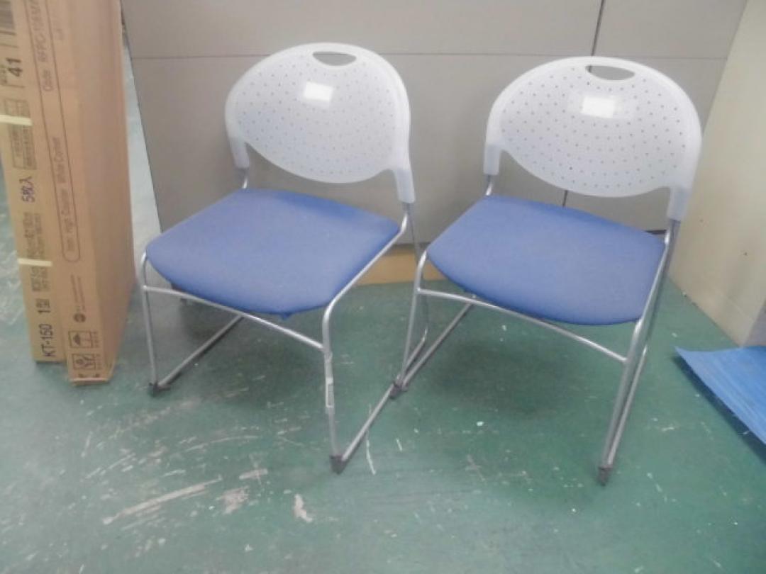 【セット】スタッキングチェア/2脚セット/イトーキ(itoki)製)：クリケット(CRIKET)
                        クリケット(CRIKET) 
                                    中古
            