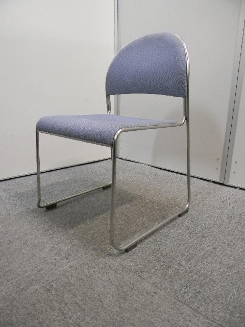 【おつとめ品】１脚限定のスタックチェアです！
                        
                                    中古
            