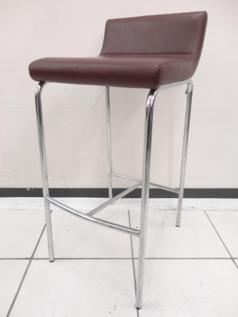 【状態良好品】カウンターチェア【ブラウン・ビニールレザー仕様】
                        
                                    中古
            