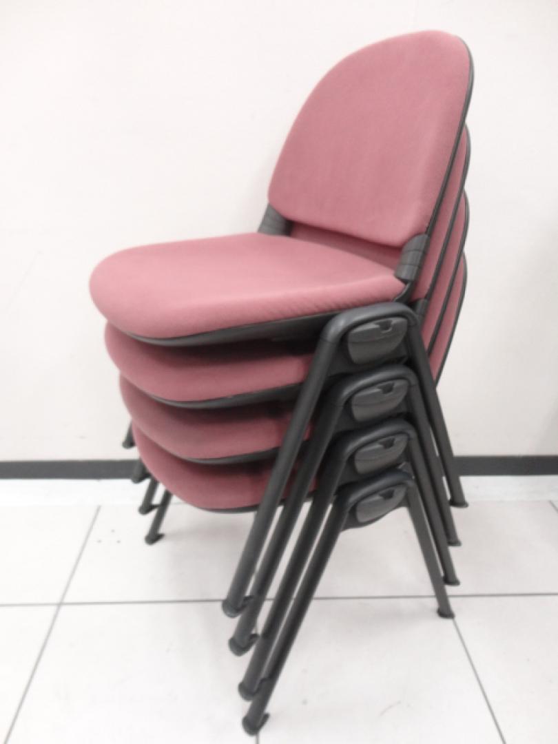 【4脚セット】スタッキングチェア｜ピンク
                        
                                    中古
            