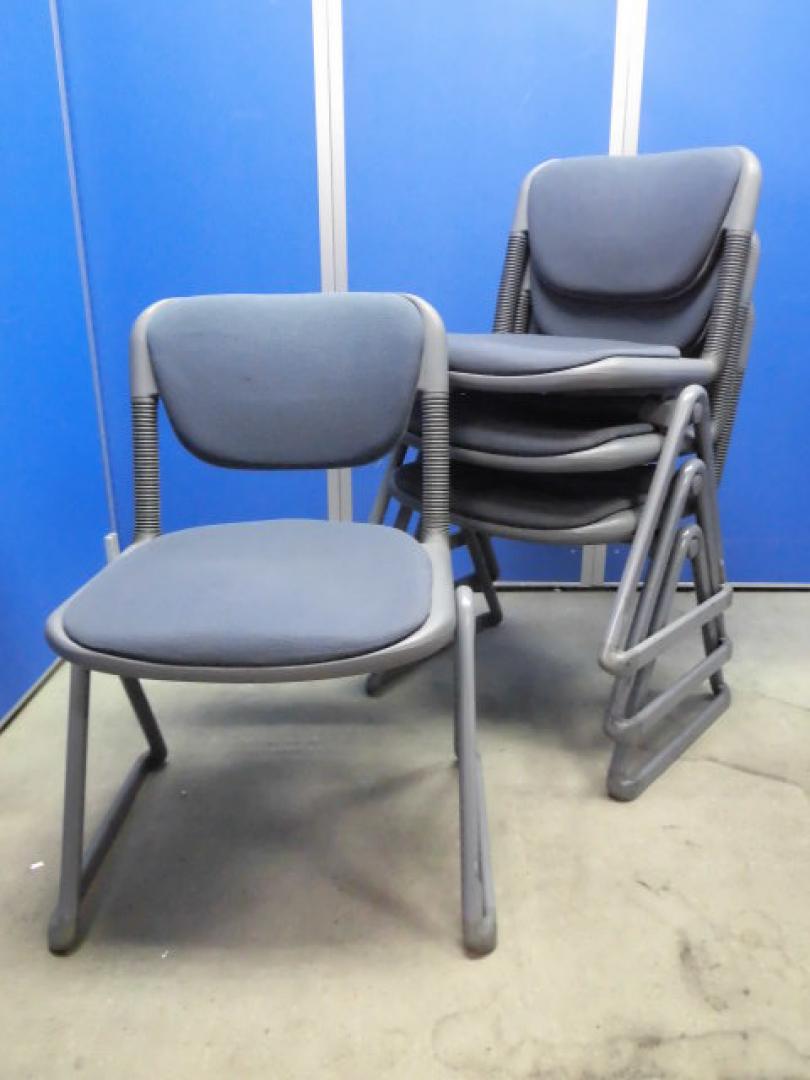 【4脚セット】国内産｜座り心地抜群｜会議室チェア・ラウンジスペース・休憩スペースに！【セット商品】

                        バーテブラチェア
                                    中古
            