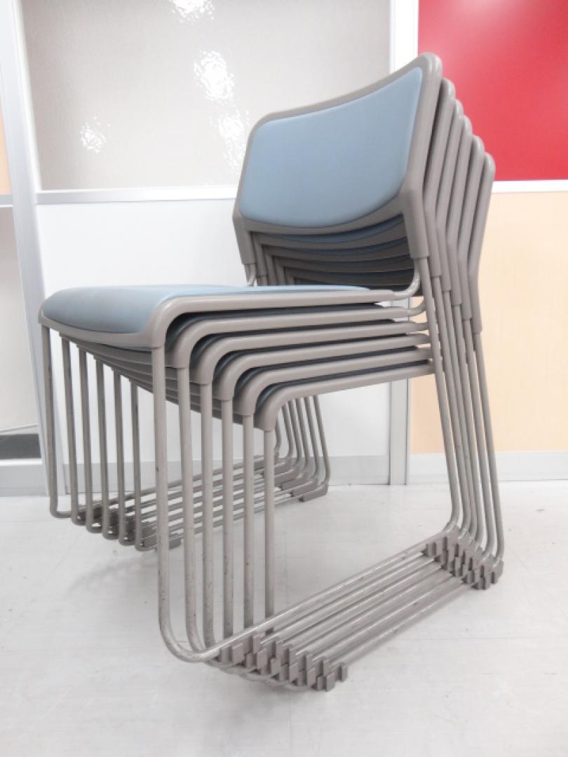 【中古チェア】スタッキングチェア【6脚セット】｜ブルー・ビニール仕様
                        
                                    中古
            