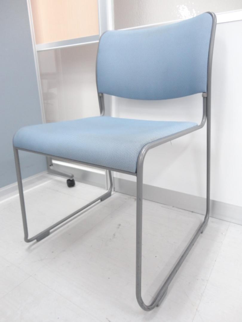 【中古チェア】スタッキングチェア｜ブルー・布地【在庫多数有り！】
                        
                                    中古
            