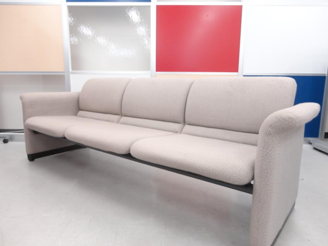 ３人用ソファー　ロビー、ラウンジにうってつけ！
                        
                                    中古
            