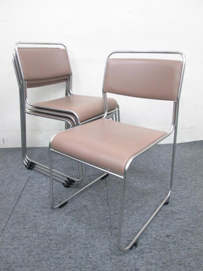 【会議用スタックチェア】重ねて収納+ビールレザー製
                        
                                    中古
            