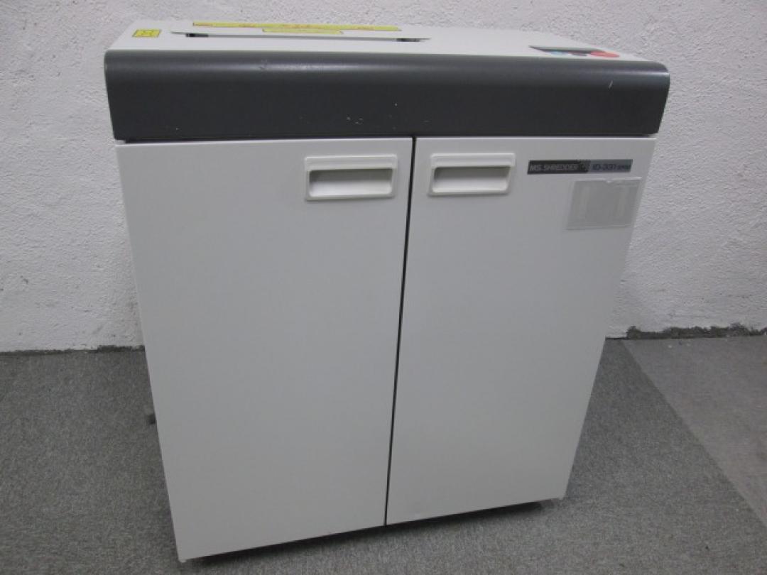 【状態良好◎】ID-331SRM｜メディアシュレッダー｜オフィスタイプなのにお手頃なサイズ感！
                        ID-331SRM
                                    中古
            