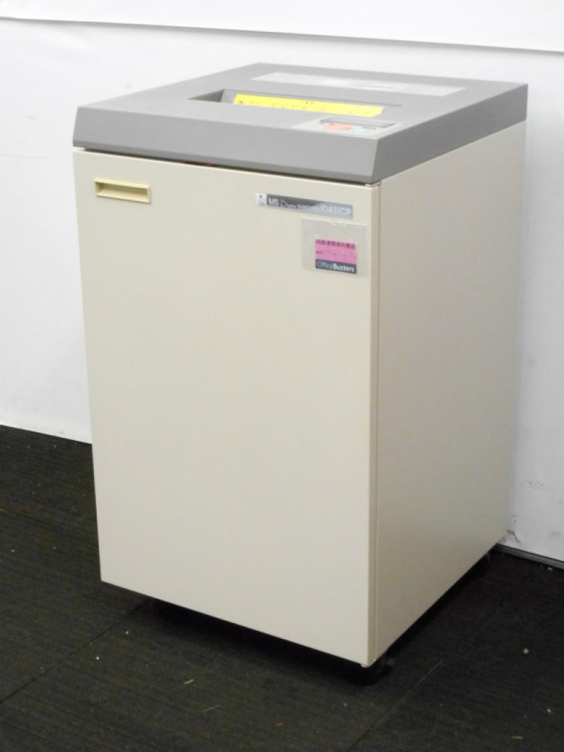 【状態良好！】高性能オフィスシュレッダー　新品時最大細断枚数45枚
                        
                                    中古
            