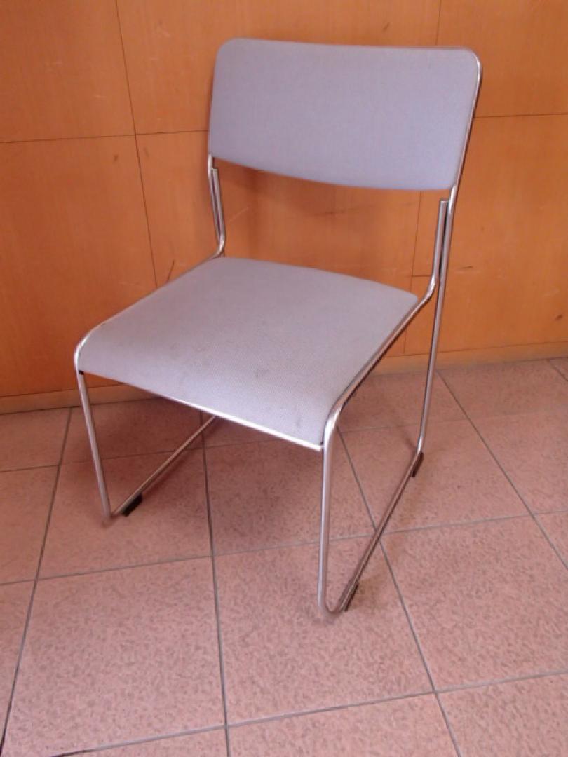 スタッキングチェア｜重ねて収納｜椅子
                        
                                    中古
            