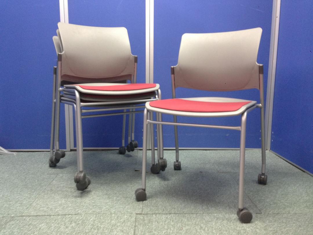 【4脚セット価格】2012年製造｜状態良好品になります！京都から、全国へ商品をお届けいたします！【セット商品】
                        フォルマ（FORMA）
                                    中古
            