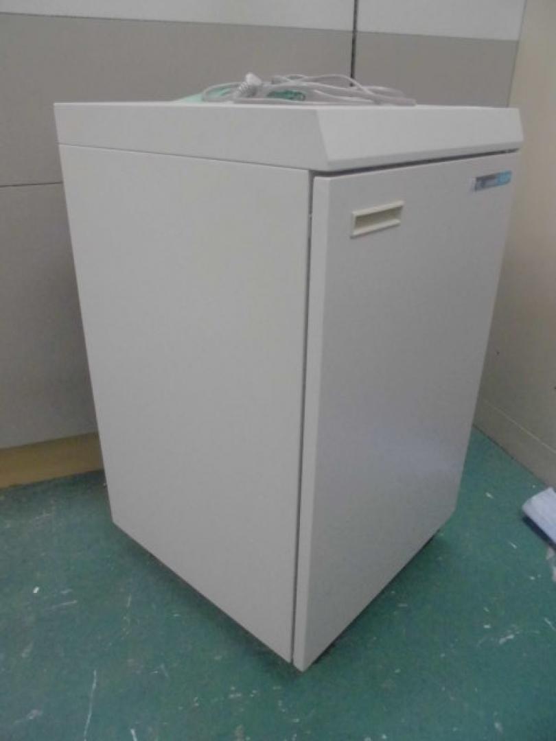 シュレッダー/明光商会/MS　V431FP/機密保持に最適
                        MS　V431FP
                                    中古
            